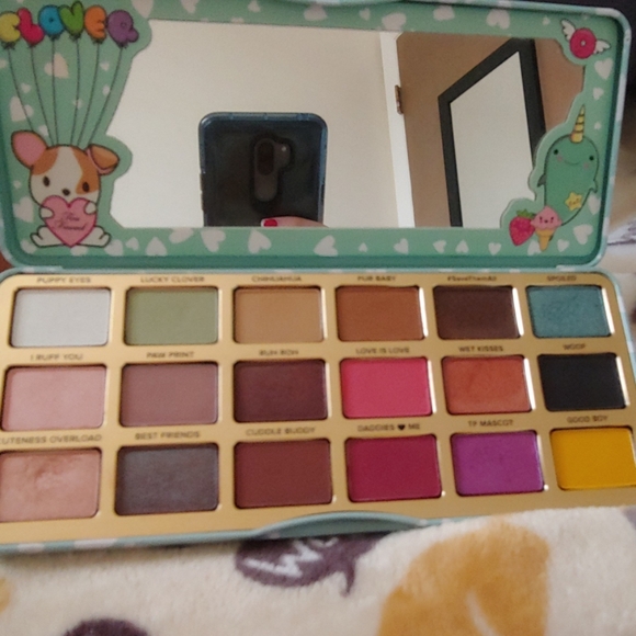Too faced clover - Picture 2 of 4